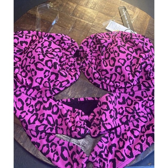 Fashion To Figure Women's Plus Size Bikini Swim TOP ONLY NWT SIZE OX/ X-LARGE - Picture 8 of 12